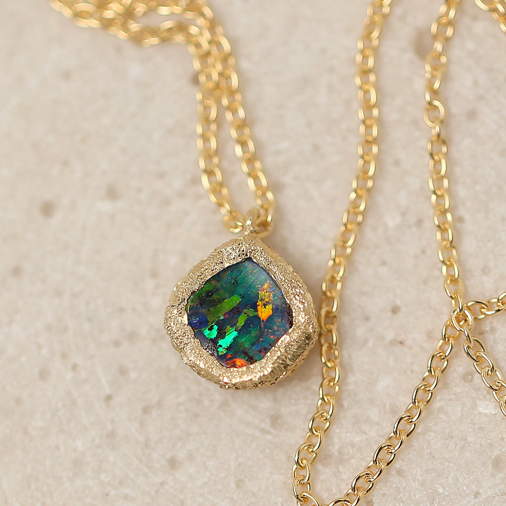 Meteorites bezel boulder opal Necklace 8