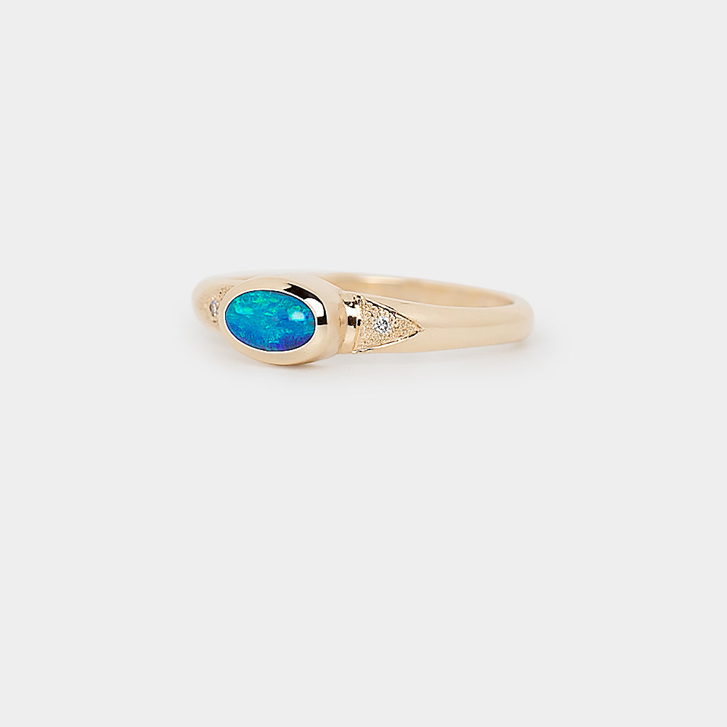 Duo Arrows Boulder Opal Ring