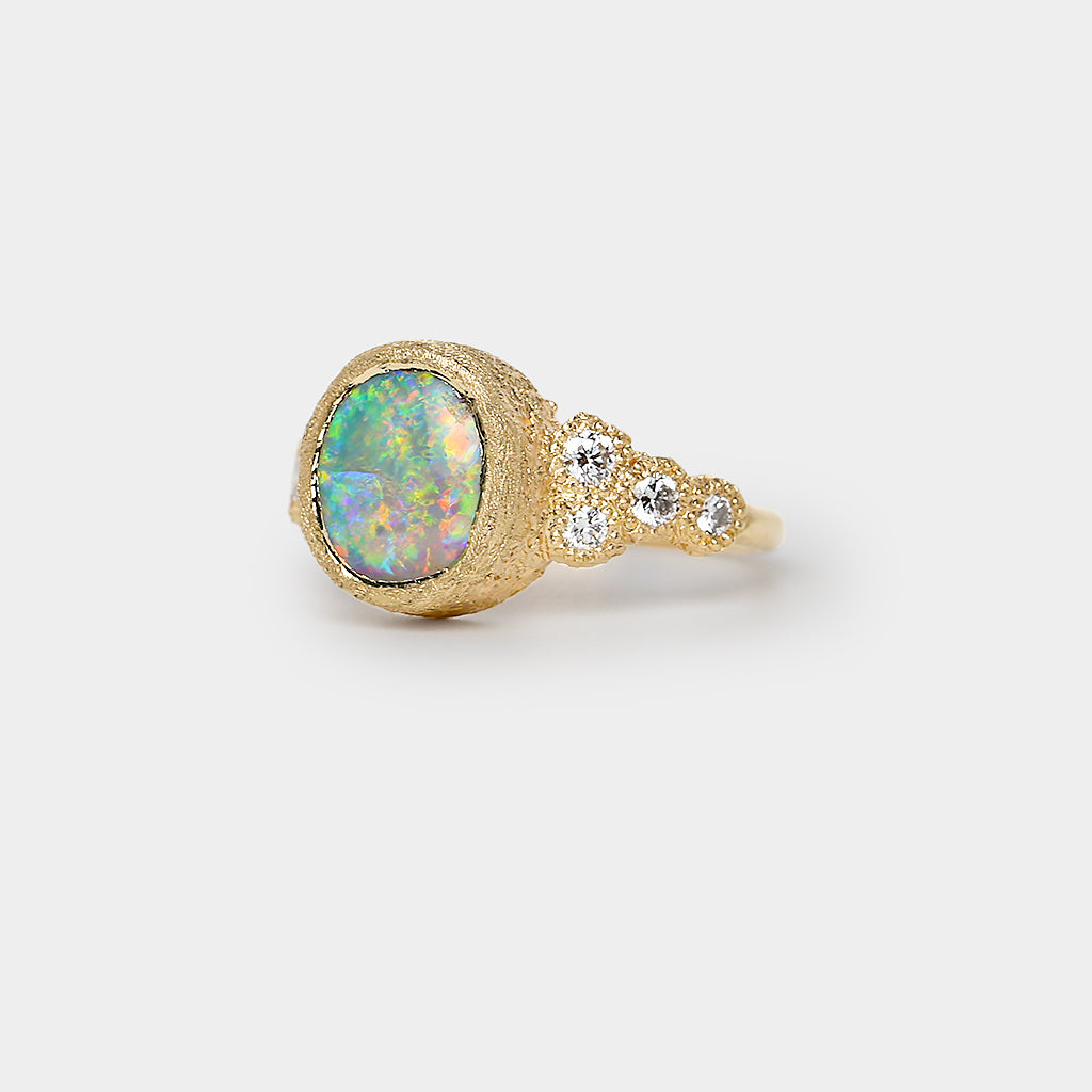 Meteorites Ring - 2.54ct black opal