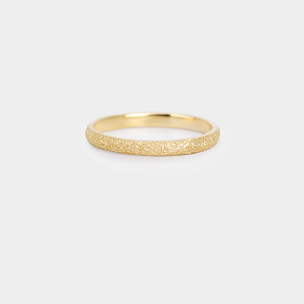 Domed Textured Band - 2mm wide / 1.5mm thick