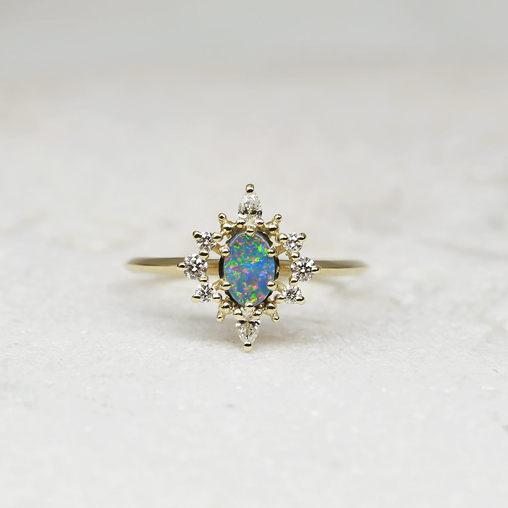Mini Sunray - Natural Opal Ring
