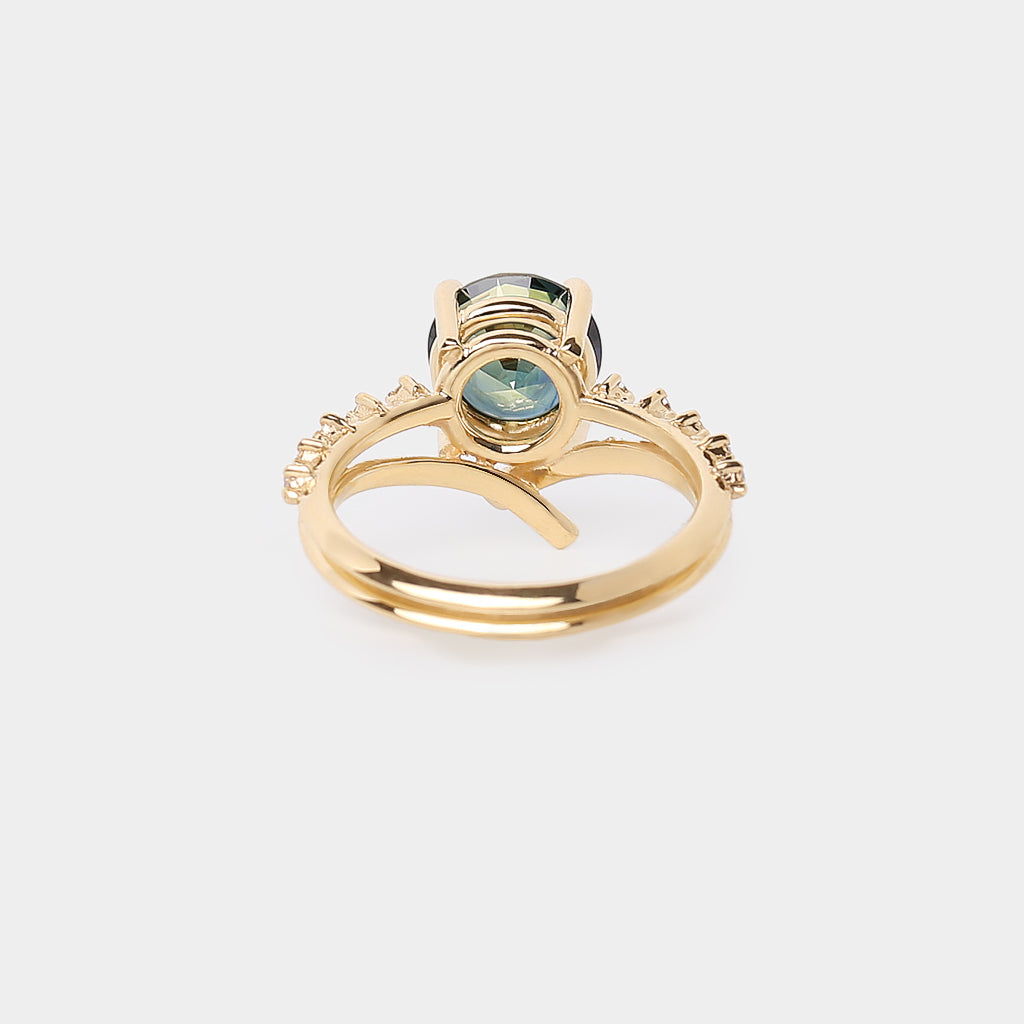 Promise engagement ring - 2.38ct round natural sapphire