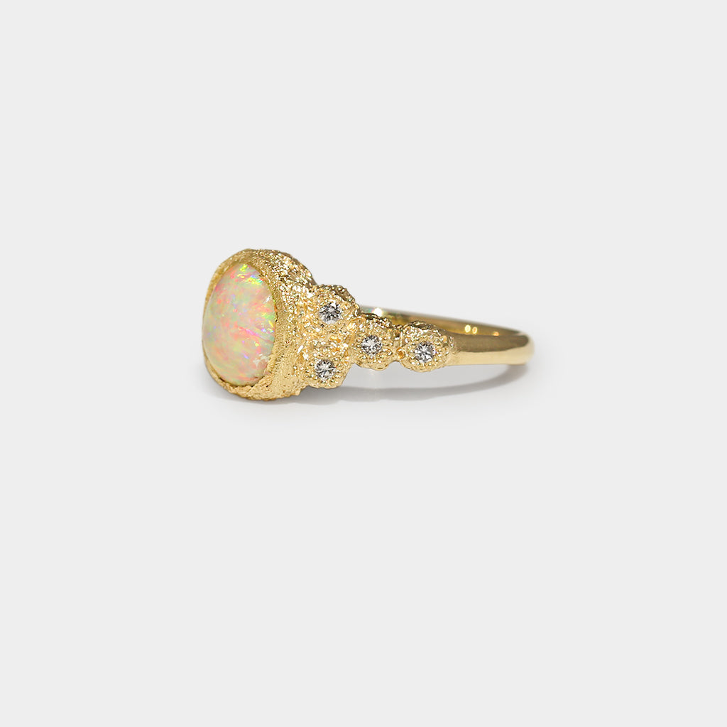 Meteorite Ring - 1.47ct rainbow White Opal
