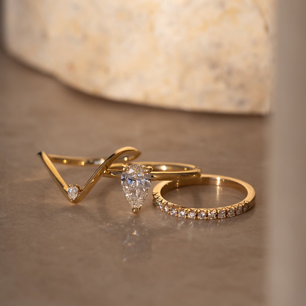 French fishtail setting Band - Natural diamond