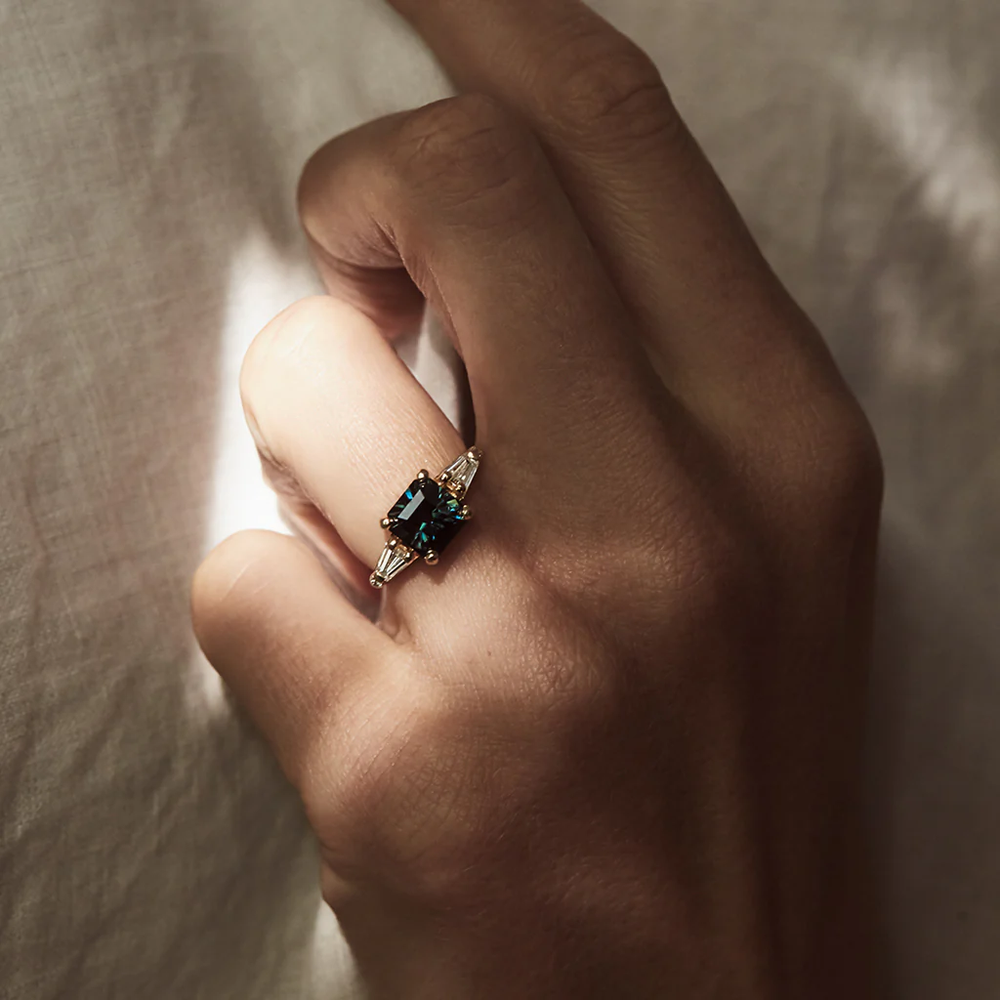 Sapphire engagement rings