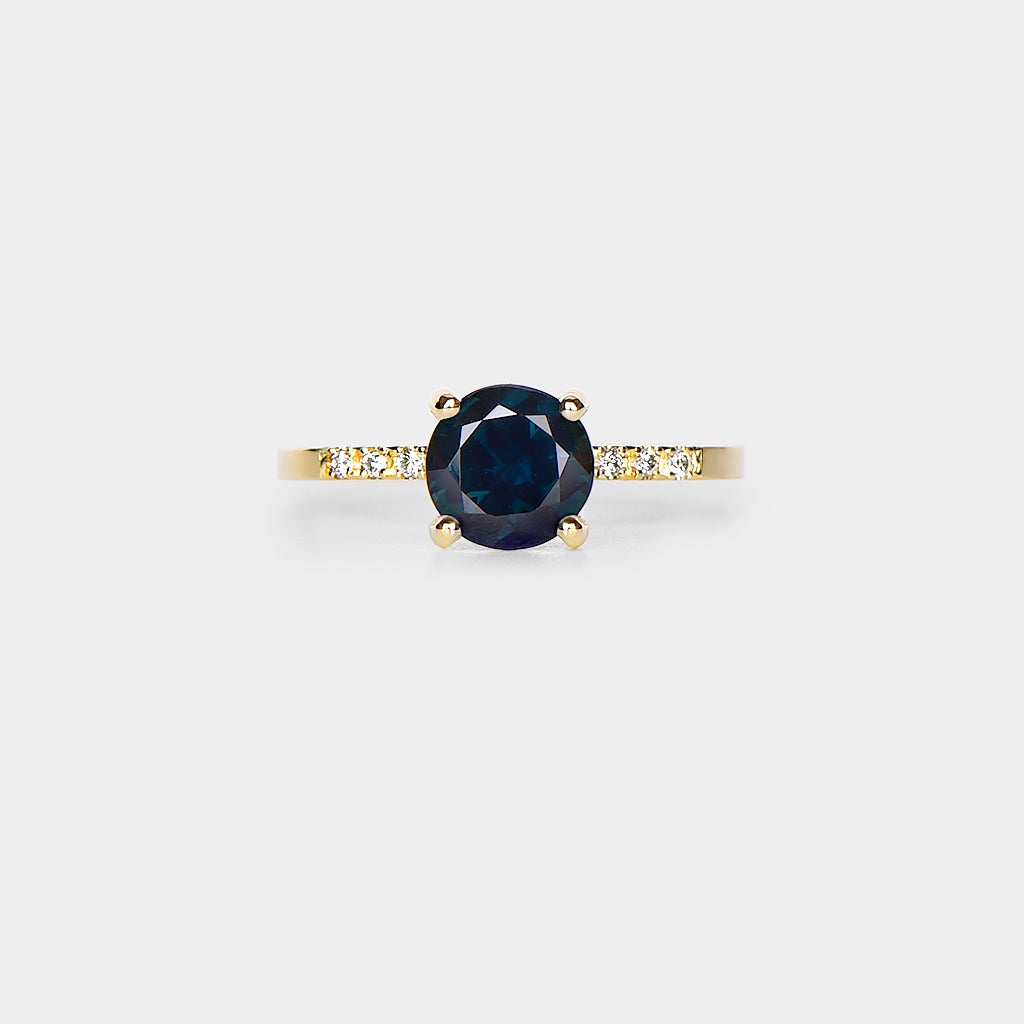 Sapphire solitaire Ring - 1.70ct round sapphire