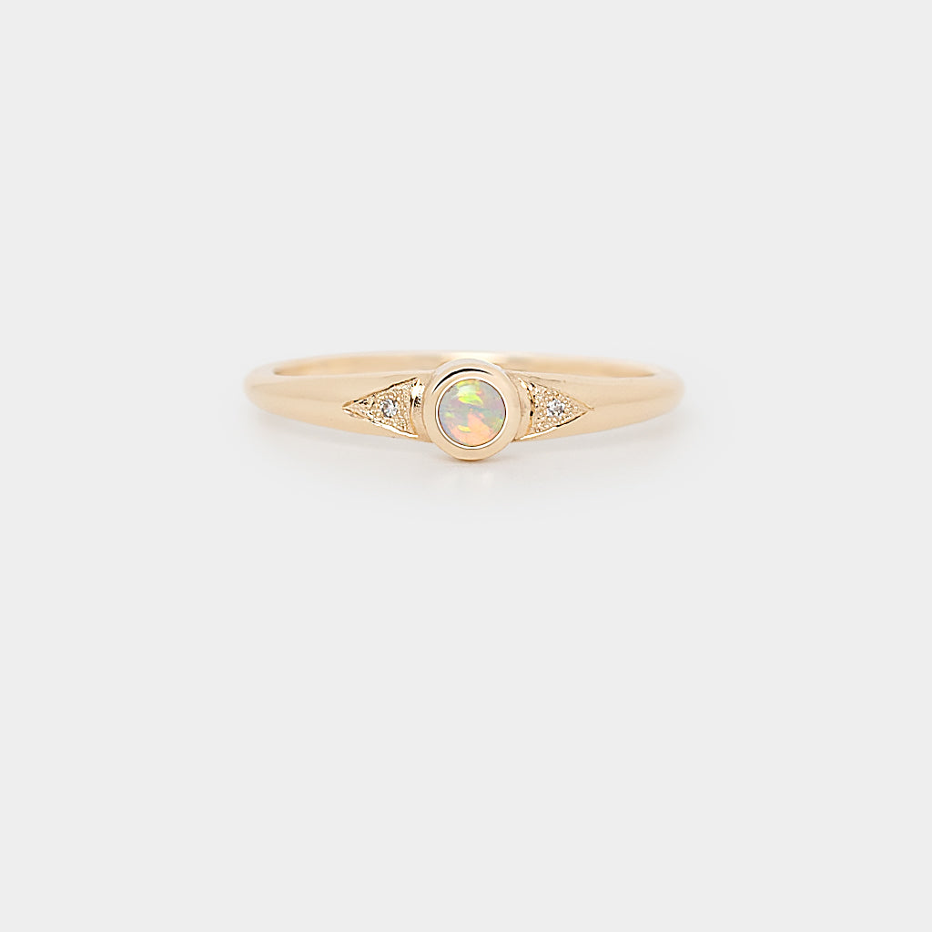 Australian Opal Ring, Crystal Opal Jewelry, 9k Gold Opal Ring, Opal and Diamond Ring, Gold Gemstone Ring, Natural Crystal Opal Jewelry.