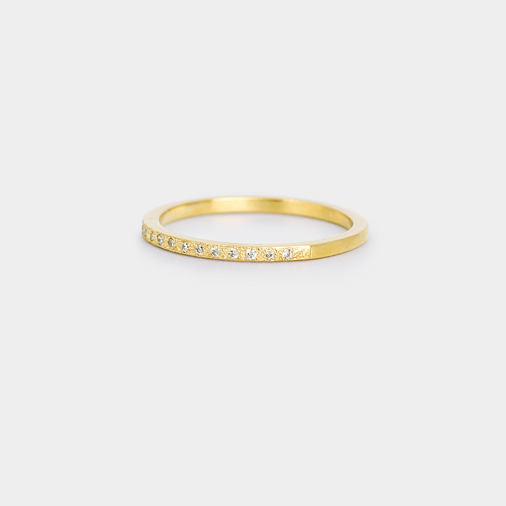 Half Eternity Textured Band - Natural diamond