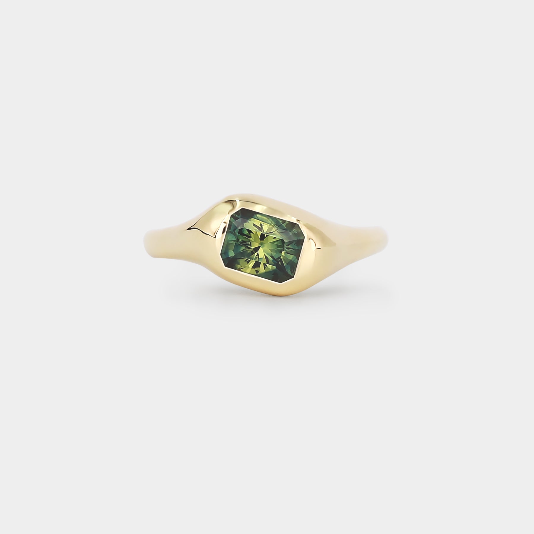 Dune Signet - Emerald Sapphire Ring