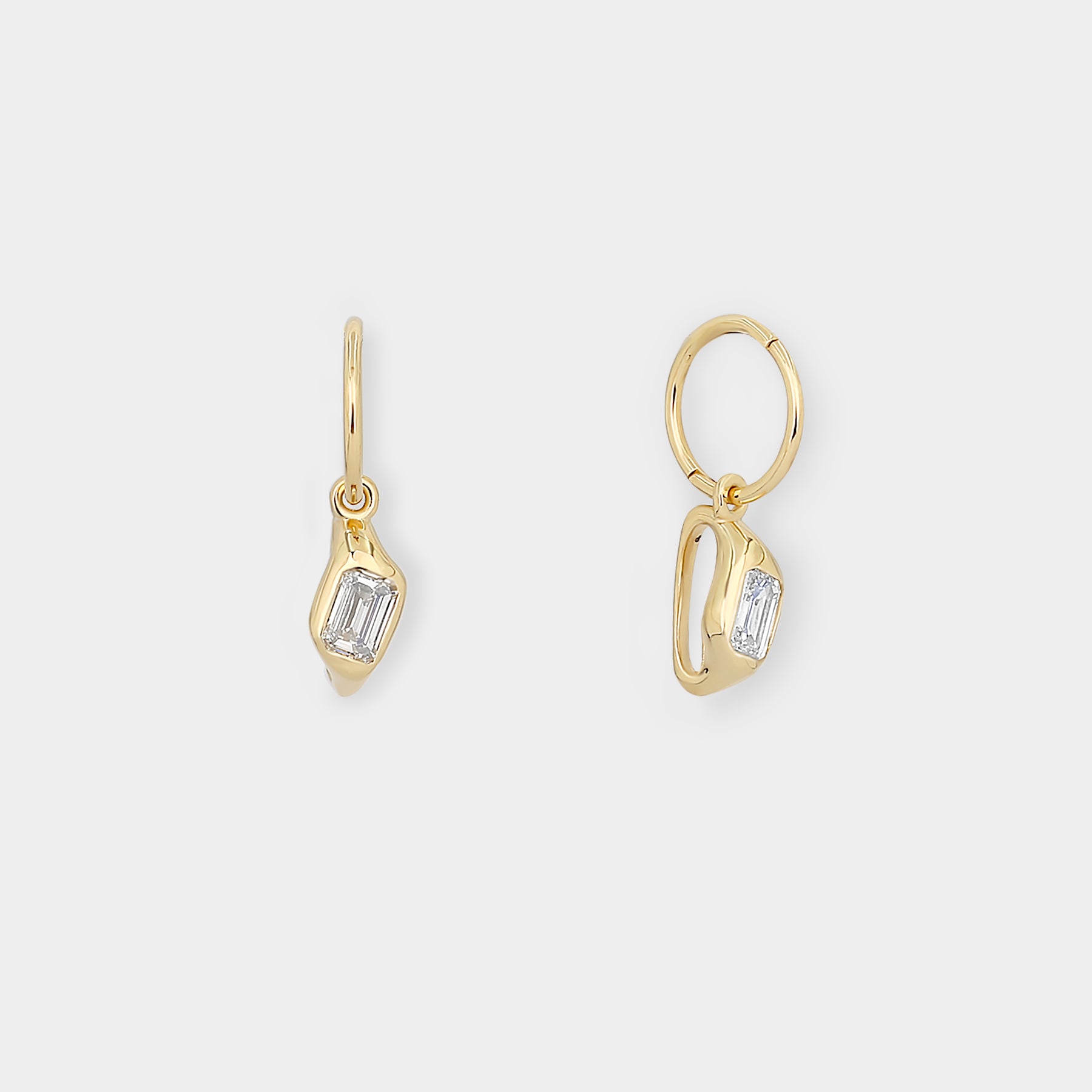 Dune Signet Diamond Hoop Earrings
