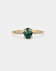 Solitaire pave band ring - Oval natural sapphire